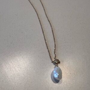 Kendra Scott 14k yellow gold, freshwater pearl, and white diamond necklace